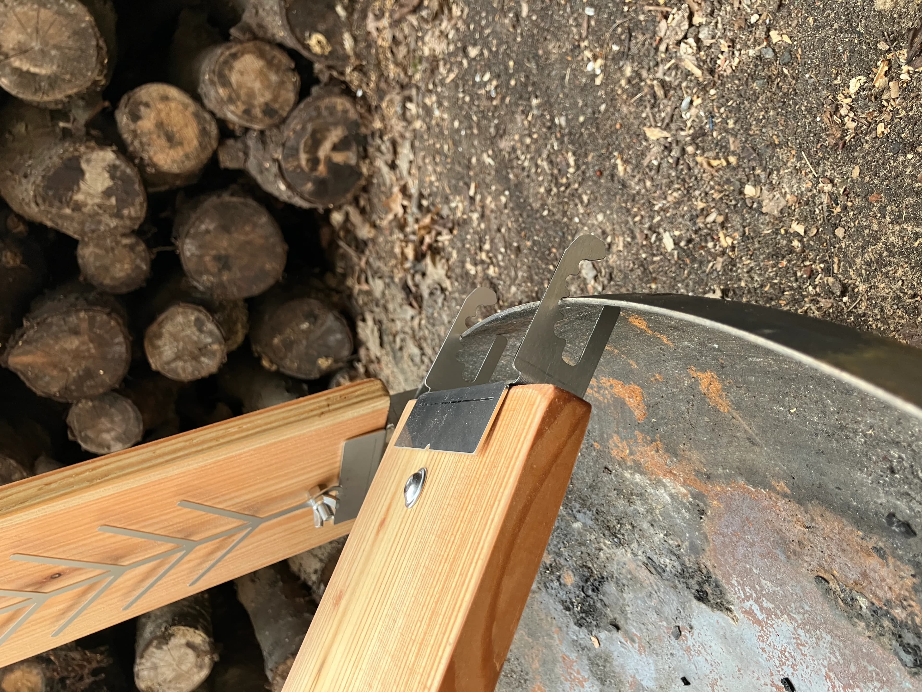 Flammlachsbrett Lärche Standard – robust & regional 3