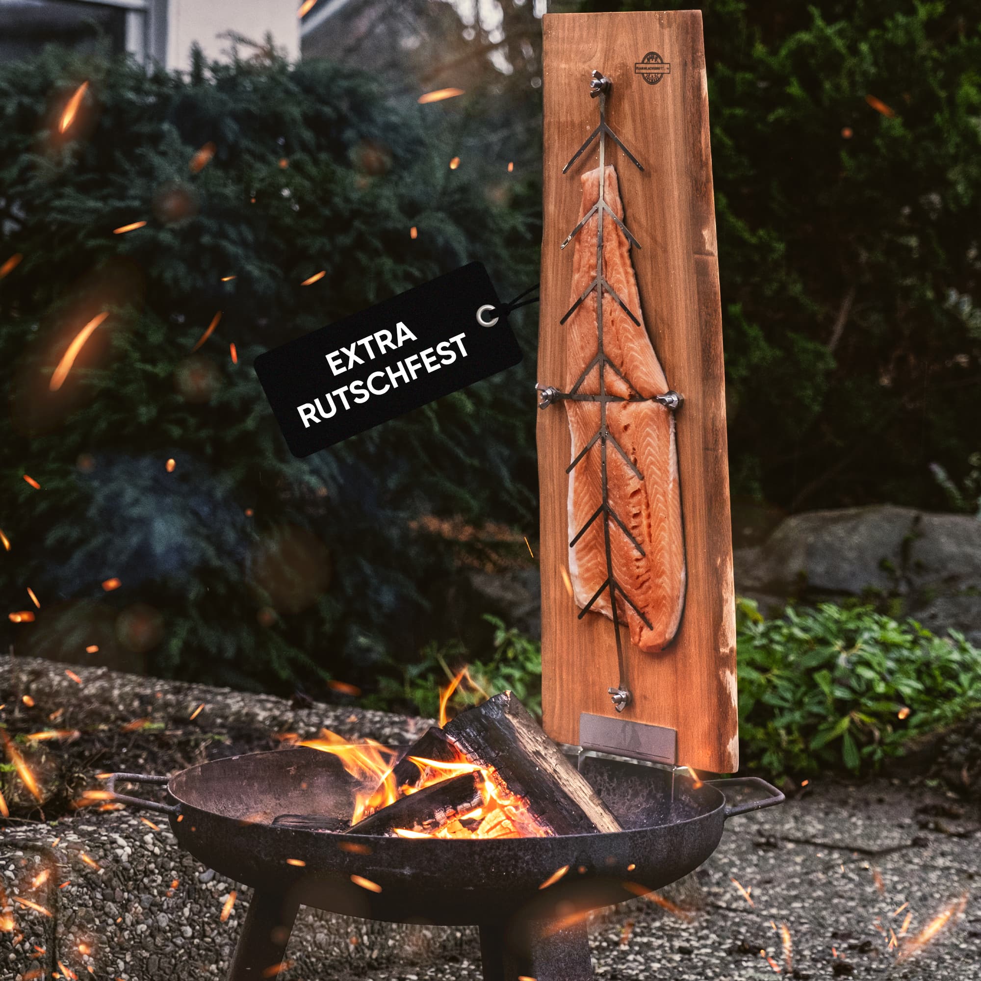 Flammlachsbrett & frischer Lachs – Genuss pur am Feuer 🔥