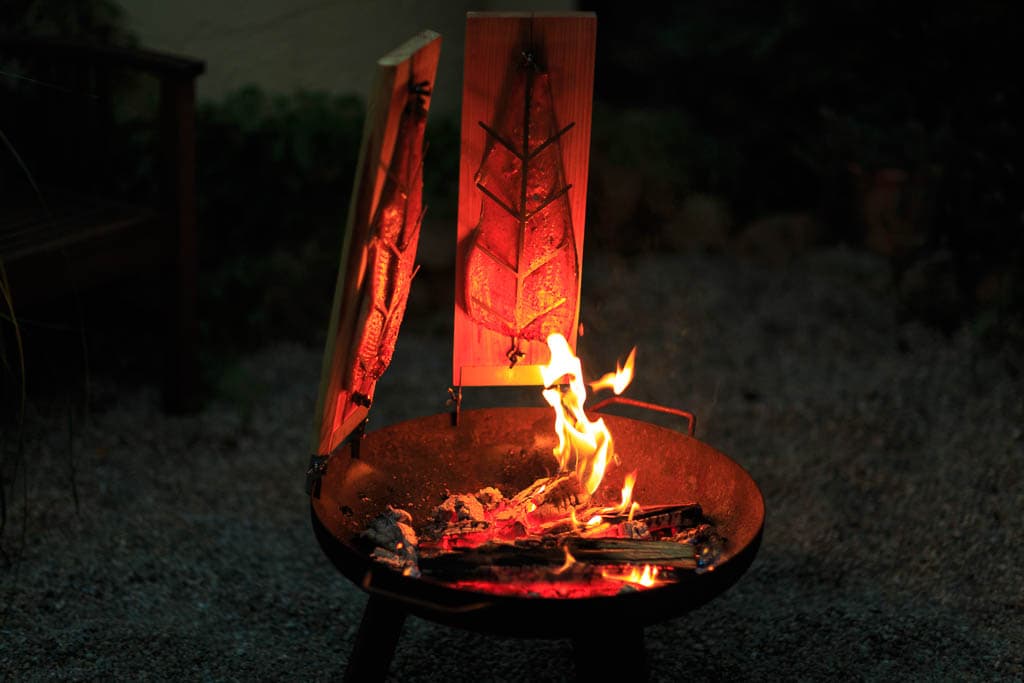 Flammlachsbrett Lärche Standard – robust & regional