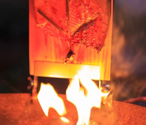 Asado Grillgitter Meisterset – Geschenk mit Flammlachsbrett